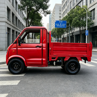 Camionnette électrique en stock dans l'entrepôt local de l'UE, puissante et adaptée au transport urbain express et au transport de matériaux de construction