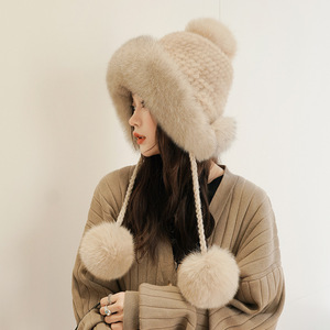 Chapeau d'aviateur tricoté en vison chaud d'hiver pour femmes avec protection des oreilles véritable boule <span class=keywords><strong>de</strong></span> fourrure <span class=keywords><strong>de</strong></span> renard chapeau <span class=keywords><strong>de</strong></span> <span class=keywords><strong>neige</strong></span> nouveau Style pour les fêtes - Product Image 2