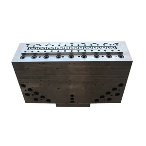 Nhà Máy bán hàng trực tiếp bọt <span class=keywords><strong>PVC</strong></span> <span class=keywords><strong>WPC</strong></span> Bảng điều chỉnh dòng trang trí Nhựa đùn khuôn huangshi Thành phố/khuôn nhựa - Product Image 1