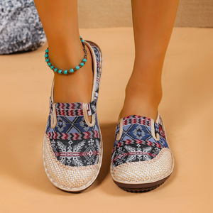 Fabricante <span class=keywords><strong>de</strong></span> <span class=keywords><strong>zapatos</strong></span> chinos, zapatillas <span class=keywords><strong>de</strong></span> verano <span class=keywords><strong>de</strong></span> colores mezclados <span class=keywords><strong>para</strong></span> <span class=keywords><strong>mujer</strong></span>, sandalias <span class=keywords><strong>de</strong></span> lino transpirables <span class=keywords><strong>de</strong></span> <span class=keywords><strong>suela</strong></span> plana <span class=keywords><strong>para</strong></span> exteriores - Product Image 2