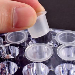 أكواب حبر الوشم القابلة للتحلل مقاس صغير/كبير/كبير أكواب بلاستيكية بحامل شفاف لتغطية الأصباغ مستلزمات الماكياج الدائم لإضفاء المايكروبليدج على الوشم - Product Image 4