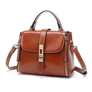 Nouveaux sacs à main de créateurs à bandoulière en cuir véritable pour femmes, sacs à main en cuir de vachette pour filles - Product Image 1