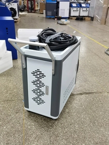 เครื่องทำความสะอาดด้วยเลเซอร์ 100W 200W 300W กำจัดสนิม สี คราบน้ำมัน เครื่องทำความสะอาดเลเซอร์พัลส์ 200w 300w แบบมือถือ กำจัดสนิมด้วยเลเซอร์ - Product Image 4