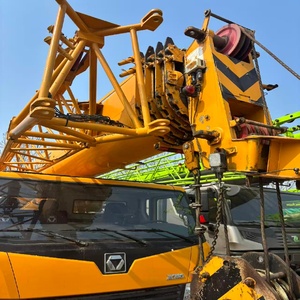 Grue mobile XCT25T avec une forte puissance de levage de 25 tonnes, vente chaude, unité d'occasion en bon état de fonctionnement - Product Image 2