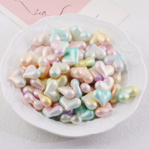 Cuentas acrílicas en forma de corazón, colores aleatorios, para la fabricación de joyería, cuentas sueltas de resina plástica chapada, 10 mm, verano 2024, origen Yiwu - Product Image 5