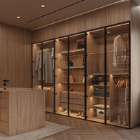 Dressing sur mesure moderne de luxe haut de gamme avec portes en verre pour mobilier de chambre