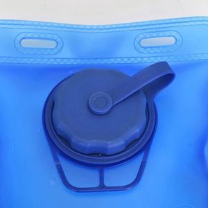 Accessoires de sac à dos d'hydratation 1,5L 2L 3L pour le sport et les activités de plein air, poche à eau à grande ouverture pour la randonnée et le camping - Product Image 4