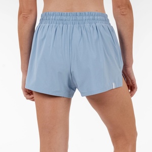Shorts Deportivos de Mujer para Correr, Cintura Alta, con Forro Negro, Bolsillos Laterales y Efecto Scrunch Butt - Product Image 2