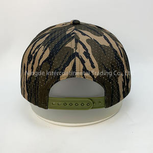 หมวกเบสบอลมีรูพรุนลายพรางหมวกเบสบอลมีรูตัดด้วยเลเซอร์กันน้ำติดโลโก้แผ่นป้าย5แผง OEM - Product Image 2