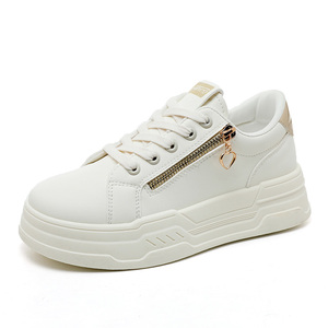 Chaussures plates blanches pour femmes avec ornements à fermeture éclair, tendance de la mode en provenance de Chine - Respirantes et antidérapantes pour les saisons printemps, été, automne - Product Image 1