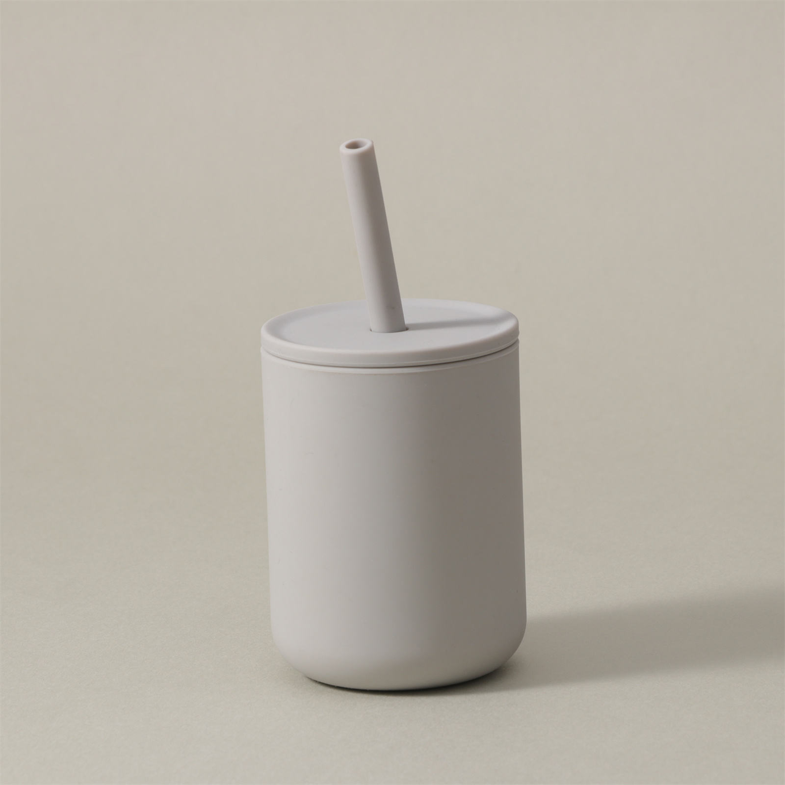 สีเทาอ่อน