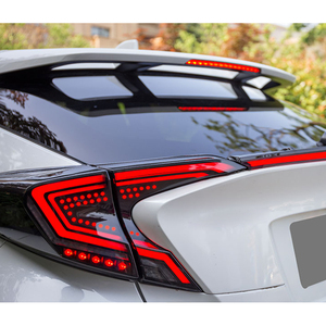 Luz trasera de coche modificada HOSI para <span class=keywords><strong>Toyota</strong></span> <span class=keywords><strong>Chr</strong></span> 2018 lámparas traseras LED <span class=keywords><strong>2019</strong></span> luces traseras de alta calidad <span class=keywords><strong>precio</strong></span> de fábrica accesorios de coche - Product Image 4