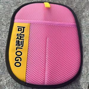 Gants anti-poils pour animaux de compagnie 24x18 à électrostatique pour propriétaires de chats et chiens, mitaines de nettoyage avec bordure jaune, couleur rose - Product Image 1