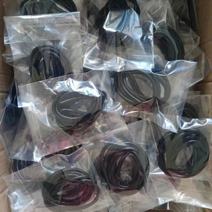 Fábrica superior China suministra varios tamaños tubos transparentes de polipropileno tubo de manguera de goma negra hecho de alta silicona PVC <span class=keywords><strong>PE</strong></span> - Product Image 5