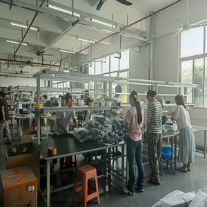 Marco de Android para coche Cplunt de alta calidad de 9/10/12, 3 pulgadas para <span class=keywords><strong>BMW</strong></span> E46 F48 <span class=keywords><strong>E84</strong></span> <span class=keywords><strong>X1</strong></span> X3/X4/F25/F26, marco de instalación embellecedor de Panel de DVD para coche - Product Image 3