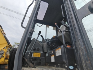 Mini-excavatrice Yanmar Vio50 de 1,5 tonne avec godet de creusement d'une capacité de 0,12 m³, excavatrice compacte d'occasion, pièces d'origine, certifiée CE - Product Image 6