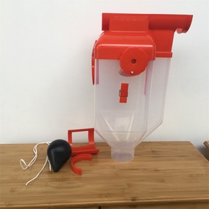 Otomatik Domuz Yemliği 8L Beyaz Plastik Domuz Yemliği Dişi Domuz Çiftliği Yem Dağıtıcısı - Product Image 4