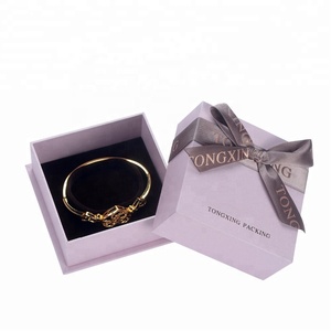 Boîte en papier kraft personnalisée à bas prix pour l'emballage de <span class=keywords><strong>bijoux</strong></span>, d'artisanat et de montres - Finition mate, ruban, estampage, laminage, usage industriel - Product Image 5