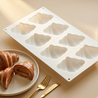 Nouveau moule en silicone de qualité alimentaire pour gâteau croissant, mousse au chocolat, style français, pour la cuisine domestique, outils de cuisson 2026