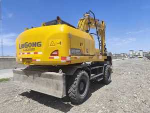Excavadora de ruedas usada LIUGONG W915E 15TON de alta calidad <span class=keywords><strong>para</strong></span> el <span class=keywords><strong>sitio</strong></span> de construcción Excavadora de <span class=keywords><strong>mejor</strong></span> presupuesto Excavadora barata - Product Image 3