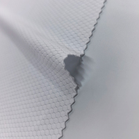 Tissu Jacquard Respirant en Maille Nid d'Abeille Sublimée 140GSM 100% Polyester pour Maillot de Football, T-shirt