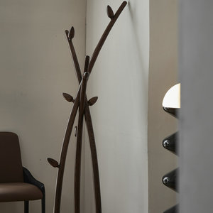 YAOYU modèle 709 au sol en <span class=keywords><strong>bois</strong></span> massif à cinq niveaux simplicité moderne célébrant le <span class=keywords><strong>porte</strong></span>-<span class=keywords><strong>manteau</strong></span> de salon installation facile - Product Image 1