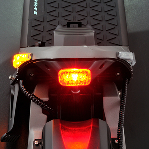 สกู๊ตเตอร์ไฟฟ้าสองล้อ F6-1 60V 1600W มอเตอร์คู่ แบตเตอรี่ 23Ah ระยะทาง 50-60 กม. กันน้ำ พับได้ รับน้ำหนัก 150 กก. ระยะไกล - Product Image 4