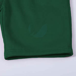 Conjunto de Sudadera con capucha y pantalones cortos ligeros y transpirables OEM para hombre al mejor precio, diseño personalizable de talla grande para invierno - Product Image 4