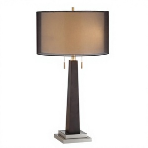 Lámpara de Mesa de Madera con Pantalla de Lino Blanco para el Mercado de EE. UU., Reino Unido y Medio Oriente - Product Image 1