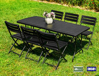Moule à soufflage de 156cm, table carrée avec design en lamelles de bois