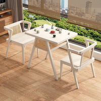 Chaises en bois massif de haute qualité en gros, ensemble table et chaises carrées pour restaurant, petite table et chaises en rotin pour balcon