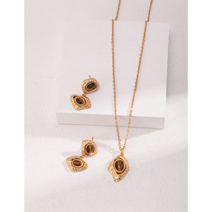 Irregular Rhombus Tigers Eye Stone Colgantes Collar - Product Image 1