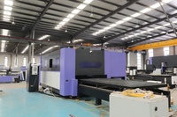 Découpeuse laser à fibre métallique entièrement fermée avec plateforme d'échange 6 kW, machine de découpe laser à fibre à couverture intégrale pour plaques métalliques