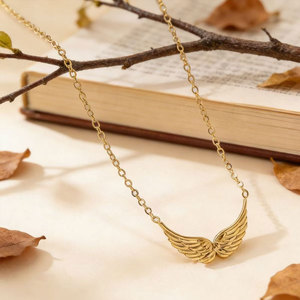 Collier pendentif ange en acier inoxydable 316L plaqué or 14k 18k sur mesure pour femmes, vente en gros - Product Image 2