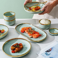 Services de Vaisselle et de Table de Luxe pour Restaurant avec Bord Doré, Couleur Vert Clair, Fabricant d'Assiettes en Porcelaine et Céramique