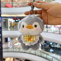 En gros : Porte-clés en peluche exquis, pendentifs pingouin, jouets en peluche, poupées de dessin animé, accessoires de sac à suspendre, motifs écharpes mignonnes, cadeau pour enfants
