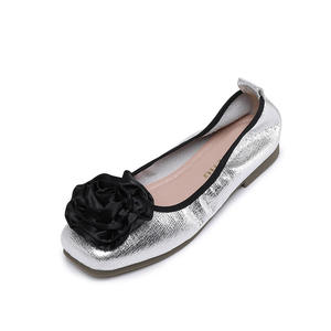 Sandalias planas de moda con flores para <span class=keywords><strong>mujer</strong></span>, <span class=keywords><strong>mocasines</strong></span> <span class=keywords><strong>rosas</strong></span> acogedores para <span class=keywords><strong>mujer</strong></span> - Product Image 5
