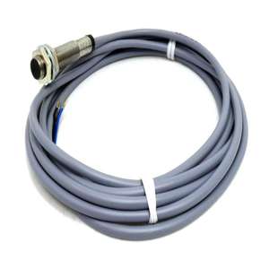 BES 516-325-B0-C 10-30VDC Nuevo controlador de programación PLC de automatización Industrial de almacén listo Original - Product Image 1