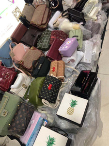 Bolsos de Mano de Diseñadores de Moda, Nuevos y Populares, de Alta Calidad, Embalaje Mixto, Entrega Aleatoria, Bolsos de Hombro Inclinados, Bolsos de Mano para Mujer - Product Image 2