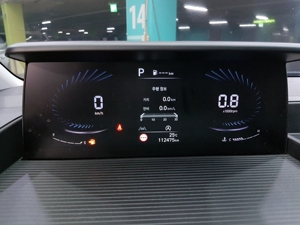 เบาะนั่งปรับได้ ปี 2022 สำหรับ Staria NU016639 รถตู้โดยสารมือสอง รถมินิแวนสำหรับครอบครัว  พื้นที่เก็บสัมภาระกว้างขวาง สต็อกเกาหลี เบาะหนัง ระบบสัมผัส - Product Image 6