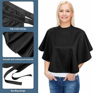 Venta al por mayor impermeable peluquero babero corte <span class=keywords><strong>de</strong></span> <span class=keywords><strong>pelo</strong></span> <span class=keywords><strong>corto</strong></span> estilo champú capas mujeres maquillaje cosmético capa con logotipo - Product Image 3
