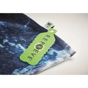 Asciugamano da spiaggia sostenibile REPREVE RPET - Product Image 3