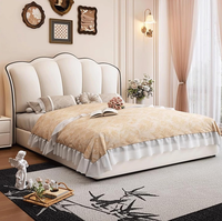 Cadre de lit double King Size avec système de rangement à vérins hydrauliques, lit rembourré avec sommier à lattes en bois et rangement intégré