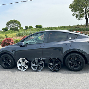 Juego de 4 <span class=keywords><strong>Tapacubos</strong></span> de 19 Pulgadas para Tesla Model Y, Diseño Aero Disc, ABS+PC de Alto Rendimiento, Pintura de Tres Capas - Product Image 1