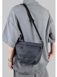 Bolso Bandolera de Nailon con Cierre de Cremallera, Impermeable, para Todas las Estaciones, Uso Diario para Hombre - Product Image 3