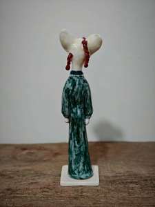 손으로 그린 세라믹 의인화 고양이 입상, 오리엔탈 로브 디자인, 장인 공예 가정 장식 및 소장품 - Product Image 4