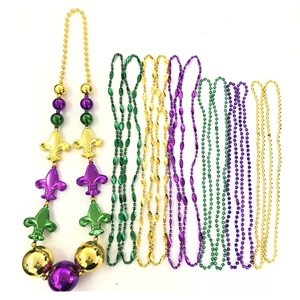 Juego de Cuentas de Mardi Gras, Collares Metálicos en Morado, Dorado y Verde para Disfraces de Mascarada, Fiestas y Eventos (13 Piezas) SP-8 - Product Image 1