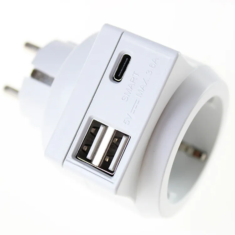 Hot Selling European Standard Travel Plug Adapter 2 USB Type-C Extension Charger wall Outlet