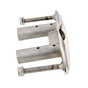 Bolardos de Empuje y Arrastre de Doble Capa de 6 Pulgadas con Cuatro Postes y Herrajes Ocultos de Acero Inoxidable con Diseño de Cuerno de Carnero para Uso Marino - Product Image 1