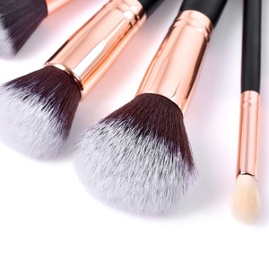 Juego <span class=keywords><strong>de</strong></span> Brochas <span class=keywords><strong>de</strong></span> <span class=keywords><strong>Maquillaje</strong></span> Profesionales <span class=keywords><strong>de</strong></span> Alta Calidad, Kits <span class=keywords><strong>de</strong></span> <span class=keywords><strong>Maquillaje</strong></span> Hermosos a Precio <span class=keywords><strong>de</strong></span> Mayoreo - Product Image 4